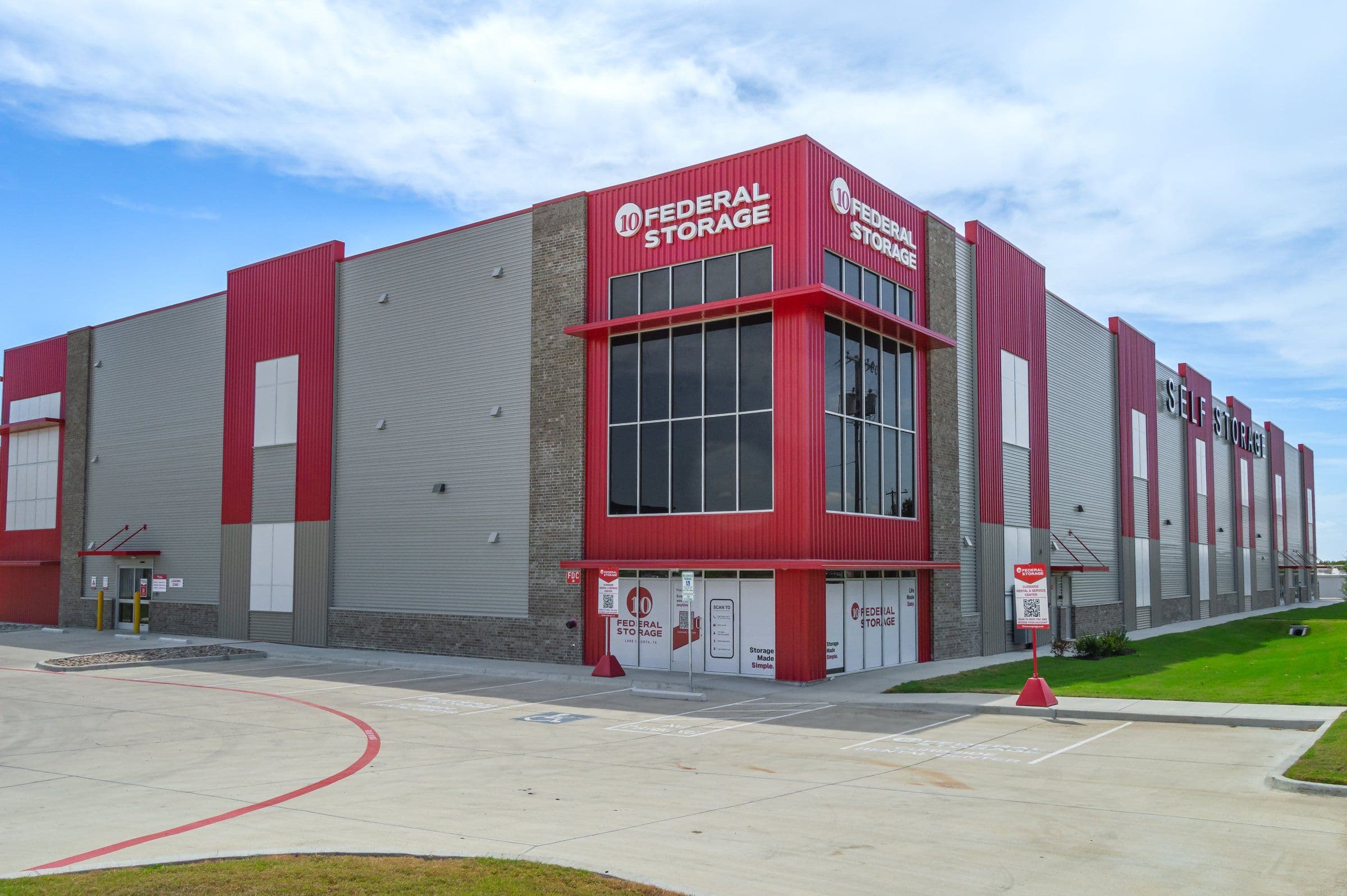 climate controlled storage facility in lake worth tx