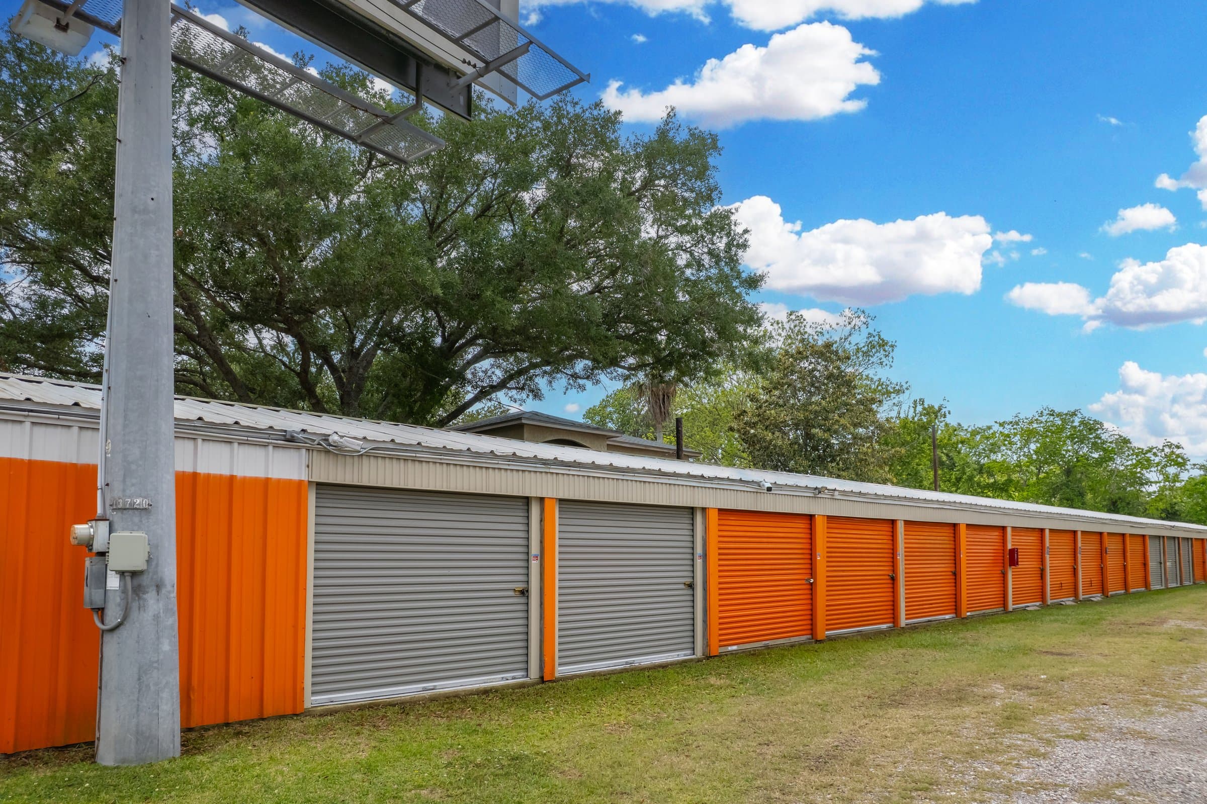 self storage units in santa fe tx