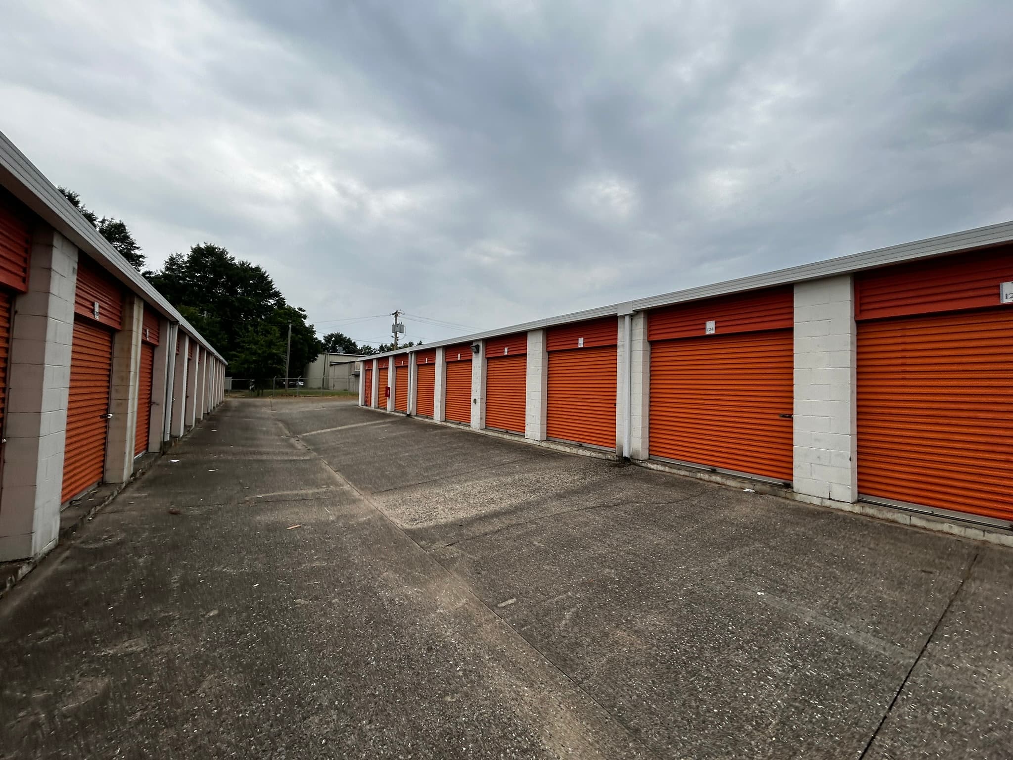 self storage units forest city