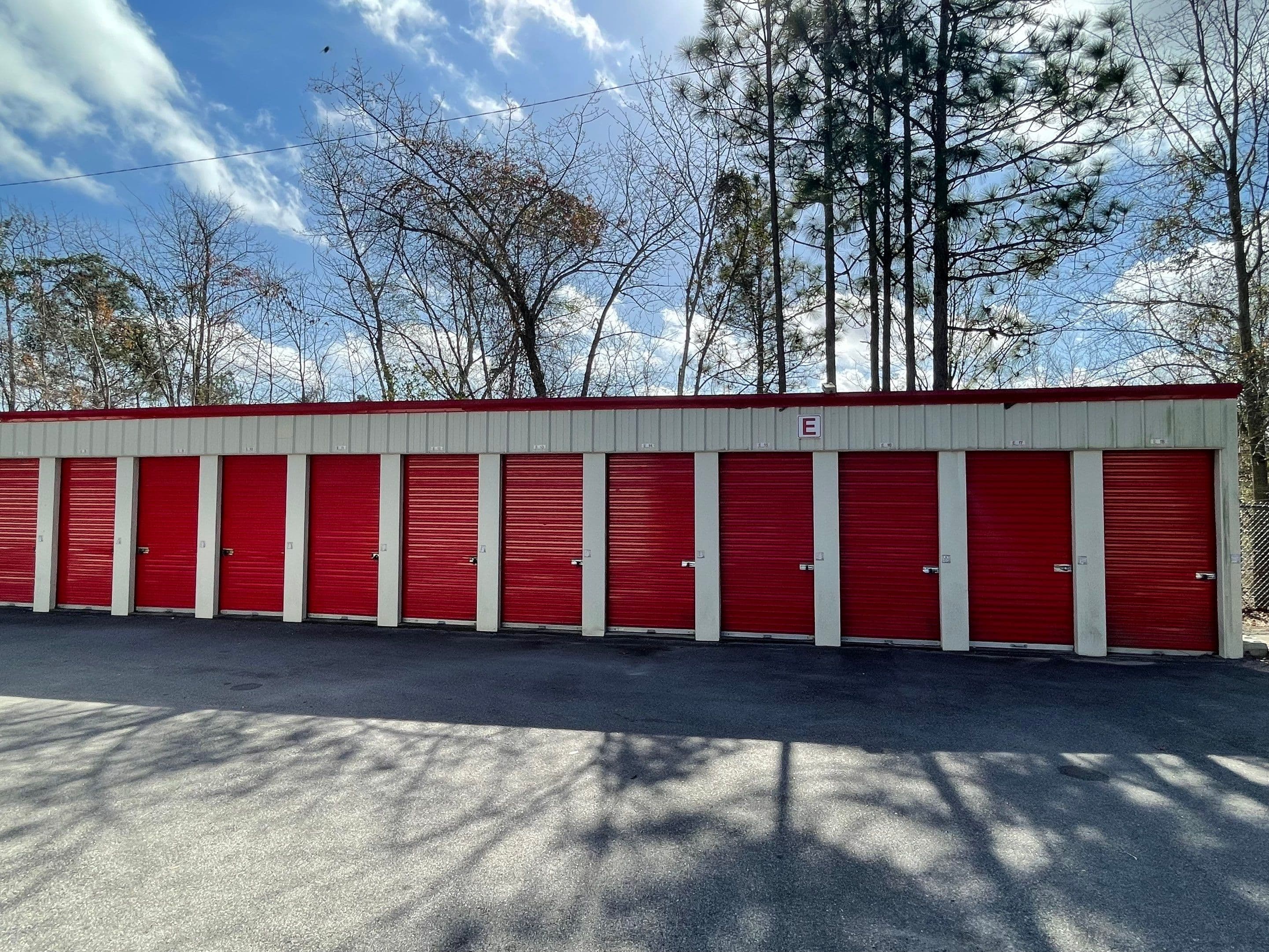 drive up self storage units