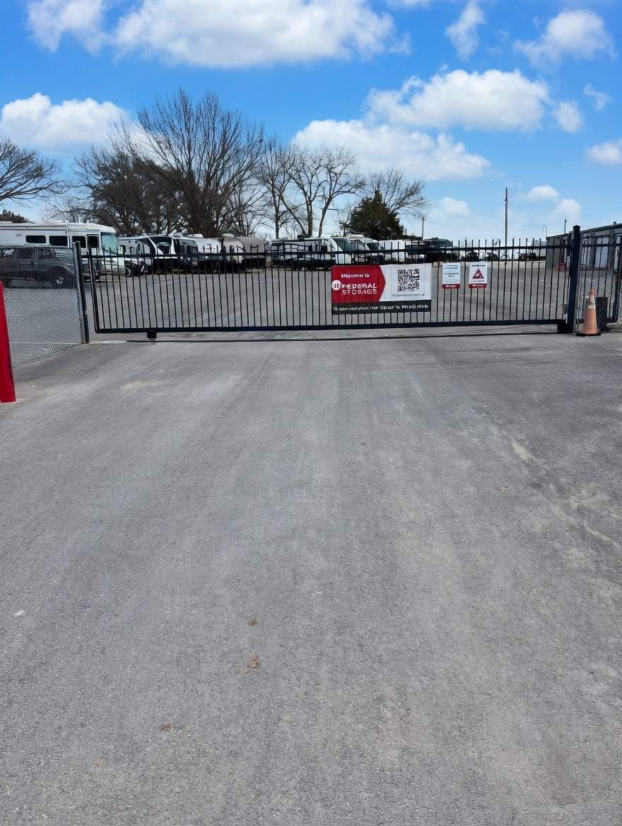 10 Federal Storage mobile rentals