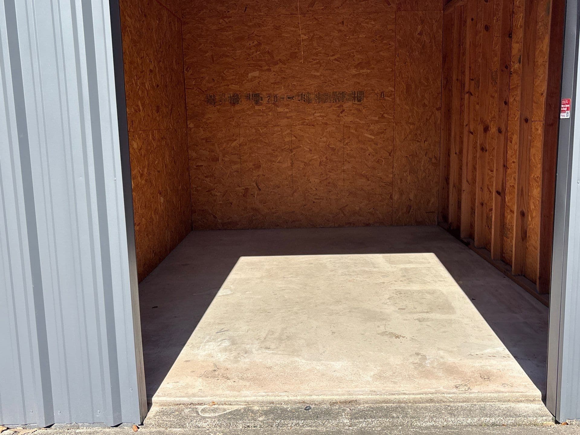 10 Federal Storage # 3048 | 15442 & 15502 Hwy 6 | Santa Fe, TX 77517 - Carousel Image 3