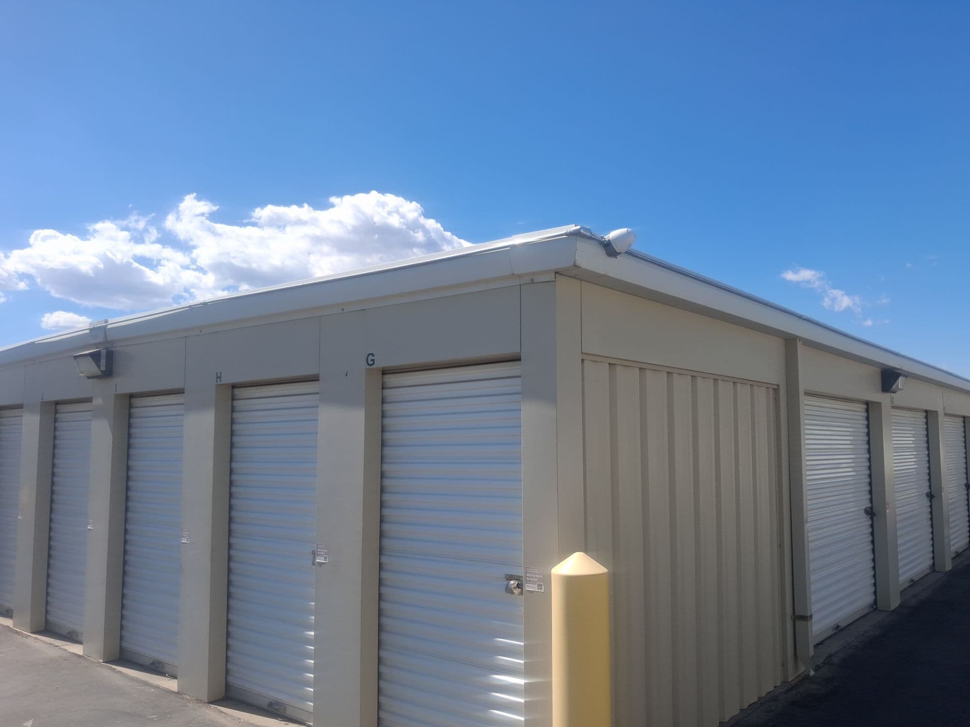 10 Federal Storage self storage mobile access