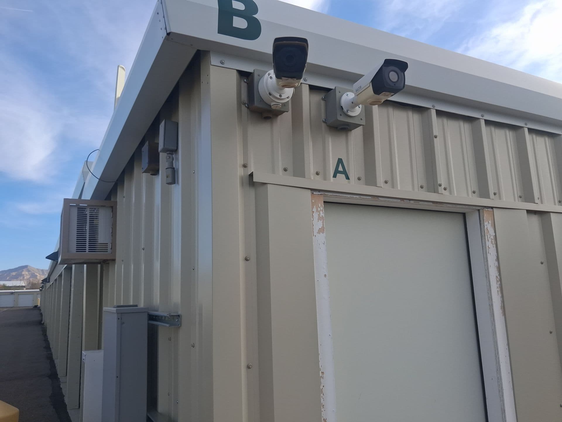 10 Federal Storage mobile rentals