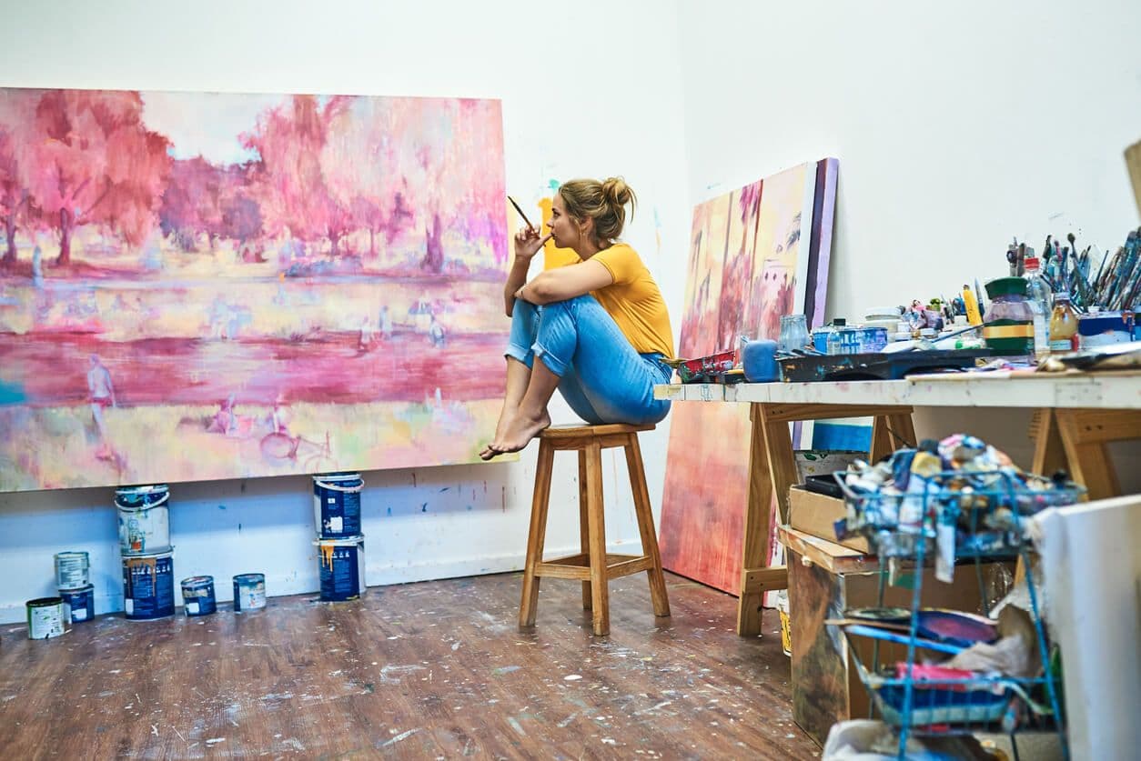 artist in art studio