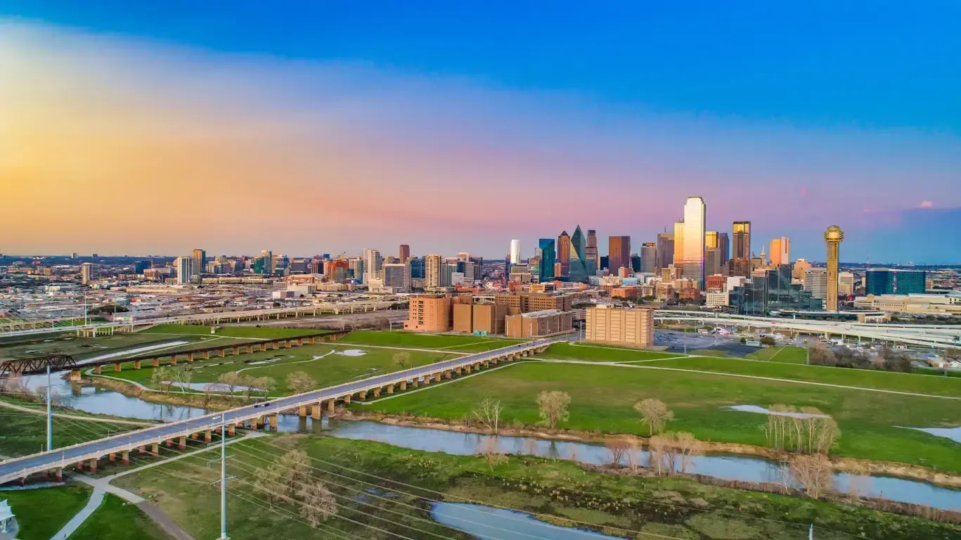 Dallas texas skyline