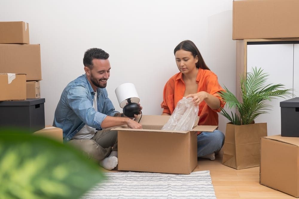 packing lamps for moving