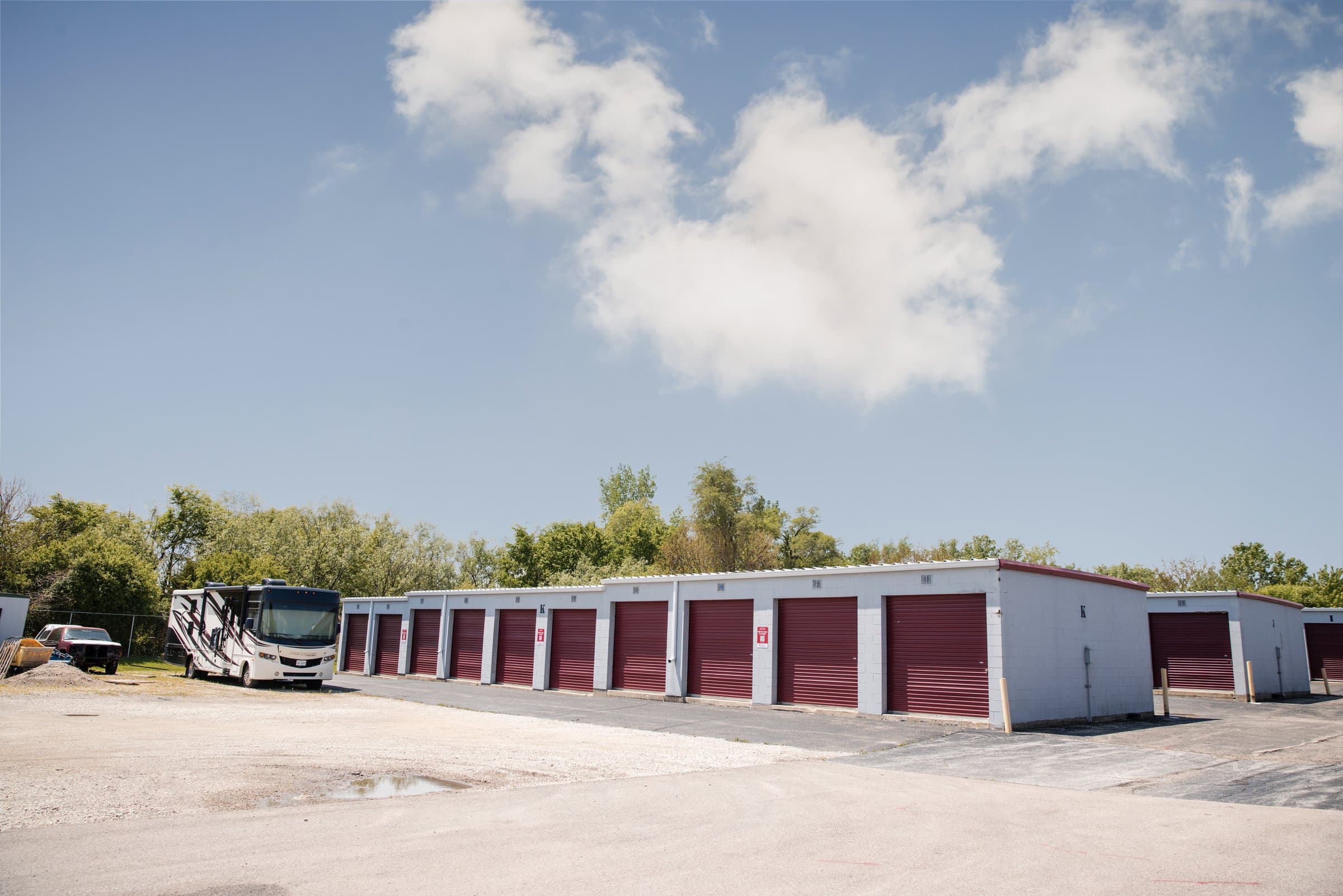 self storage facility aurora il