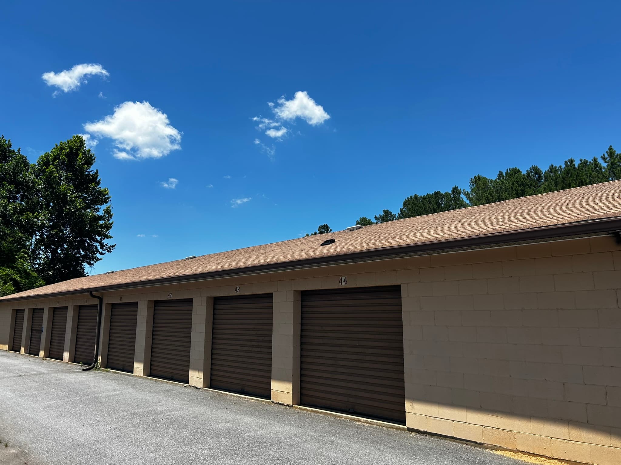 drive up storage units