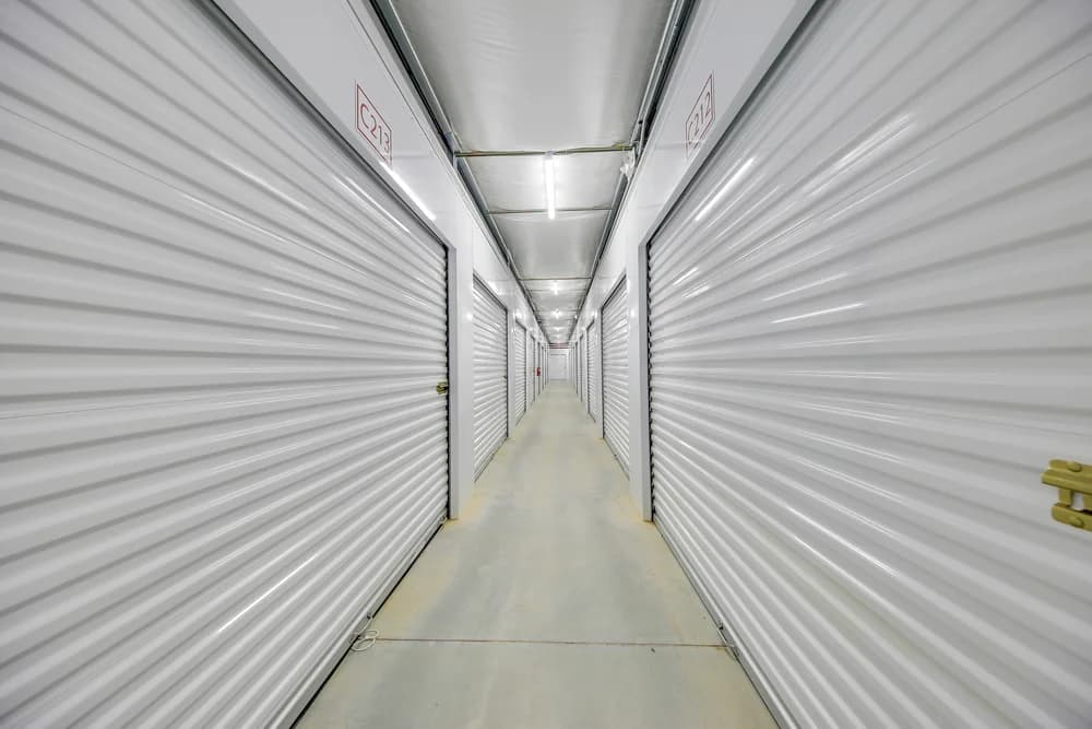 10 federal storage units