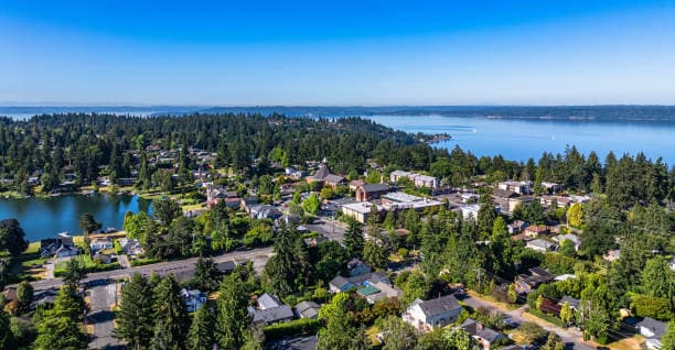 neighborhood and puget sound in burien washington