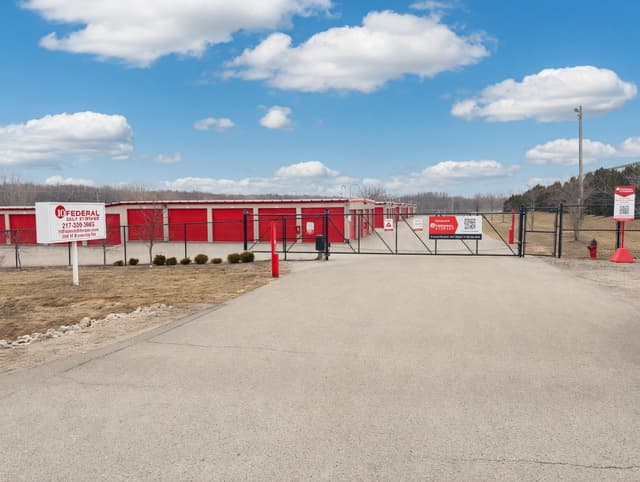 Springfield Self Storage Self Storage Facility Springfield IL | 500 W Browning Rd