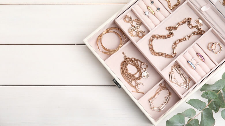 jewelry box